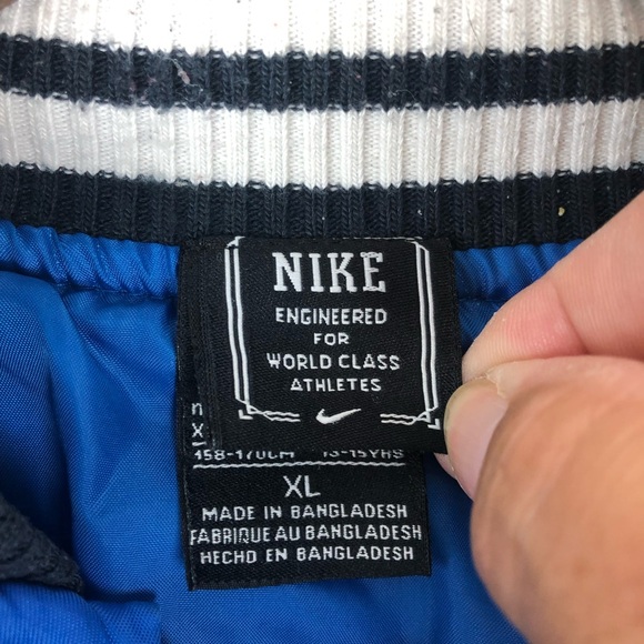 NIKE Athletic Blue Varsity Puffer Jacket Youth XL - Picture 5 of 12